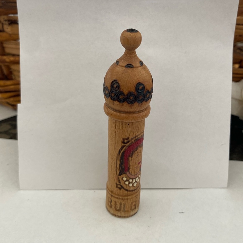Treen wooden vintage Bulgaria seeing needle case